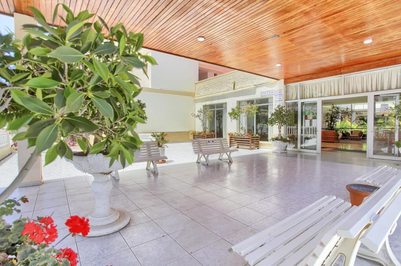 Studio Eldorado In Playa De Las Americas Near The Beach Arona  Exterior foto
