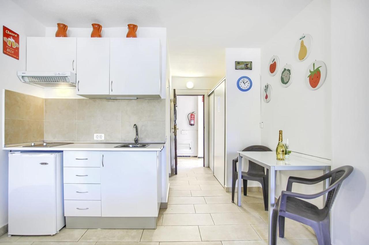 Studio Eldorado In Playa De Las Americas Near The Beach Arona  Exterior foto